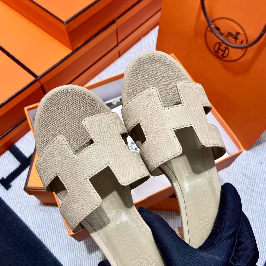 에르메스 올수공 오아시스 슬리퍼 샌들 앱송 54